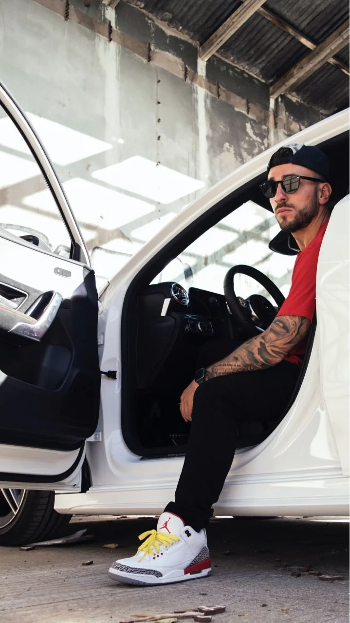 Find Anything
Around <span>You</span>